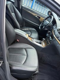 Mercedes E 280 - 7