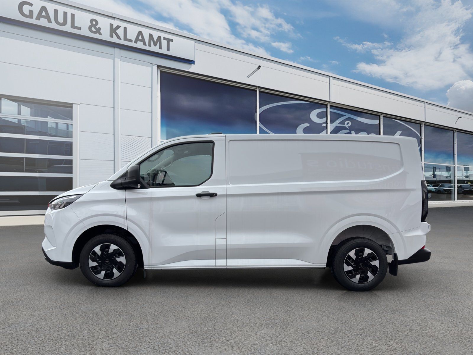 Fahrzeugabbildung Ford Transit Custom 2.5 PHEV 320 L1 Trend Multicab FW