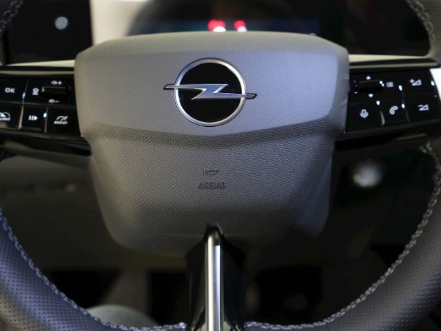 Astra L LIM. GS AT+NAVI+KEYLESS+MATRIX-LED-LICHT