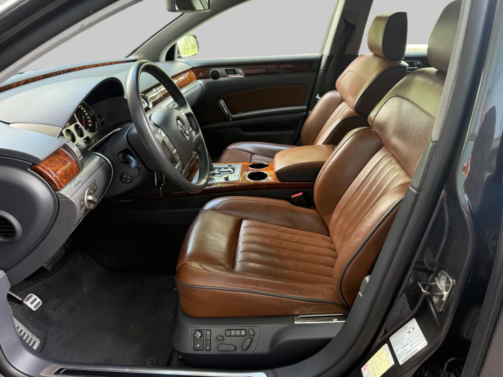 Volkswagen Phaeton V6 TDI 4Motion Scheckheft