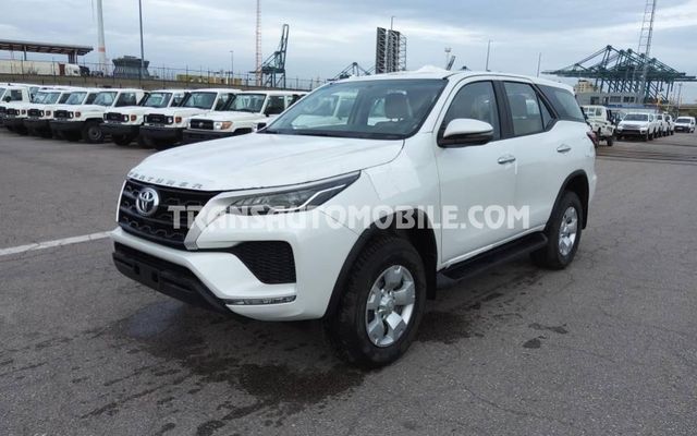 Toyota Fortuner 2.4L TD-EXPORT OUT EU