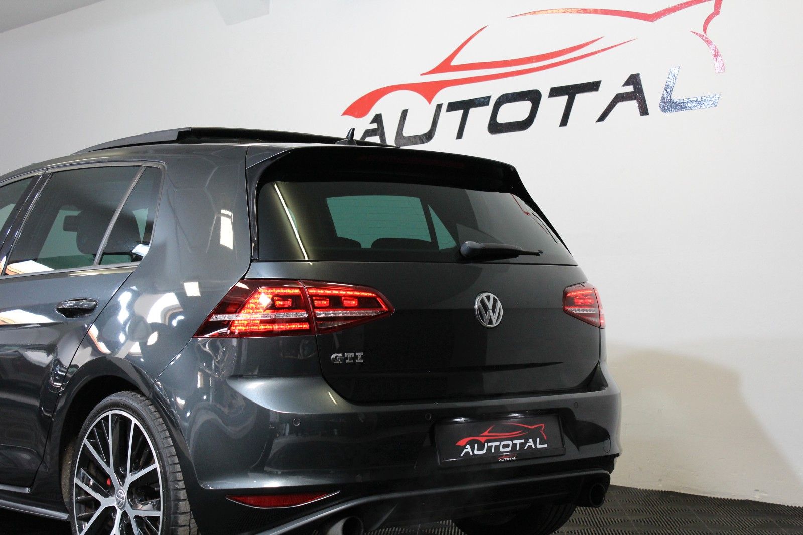 Volkswagen Golf VII DSG*GTI BMT*Navi*Pano*Tempomat*2.Hand foto 15