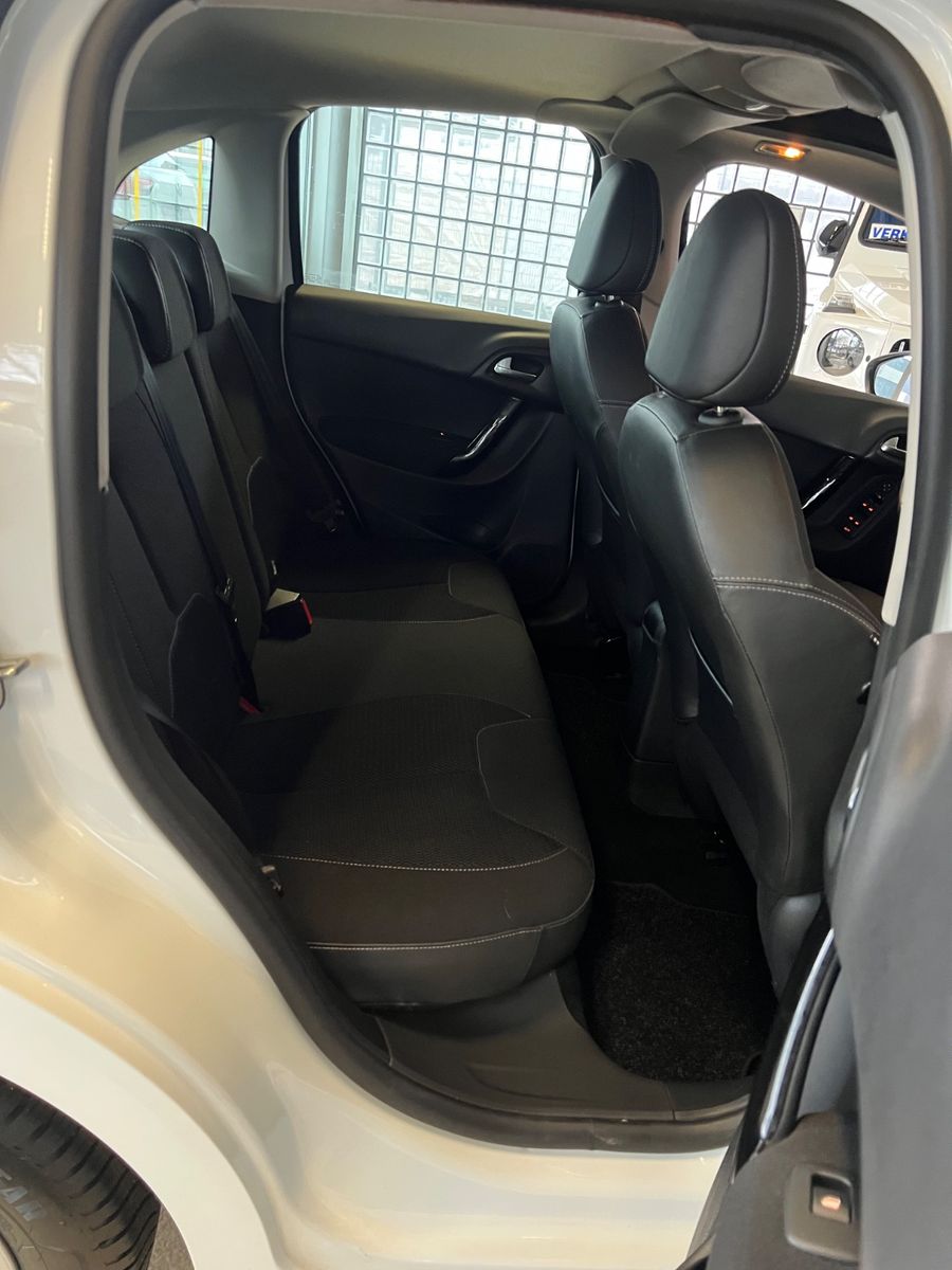 Fahrzeugabbildung Citroën C3 Selection * WENIG KILOMETER *