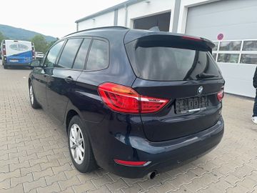BMW 218 - 9