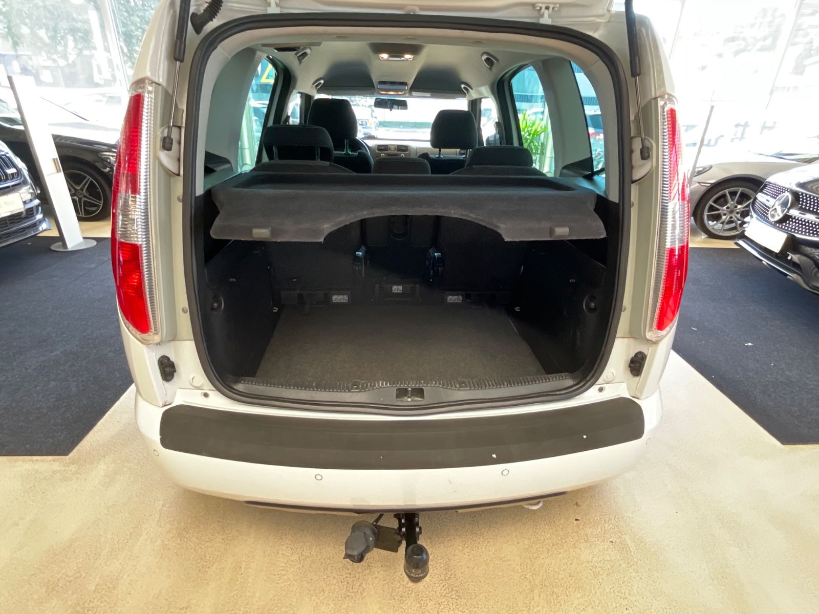 Fahrzeugabbildung SKODA Roomster Noire