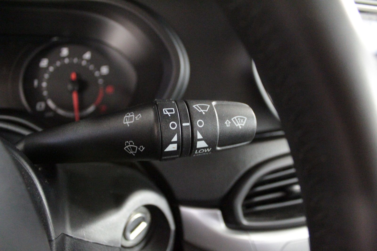 Fahrzeugabbildung Fiat Tipo 1,4 16V Kombi POP *Winterräder*Bluetooth*