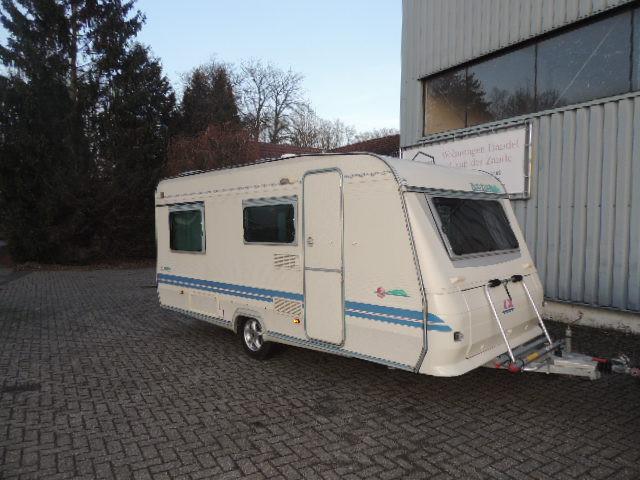 Adria Unica 462 DP - Franz.Bett-WC-Vorzelt - 1300Kg