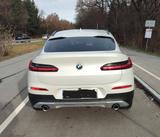 BMW X4 xDrive30i AT xLine xLine - BMW X4 mit Panoramadach