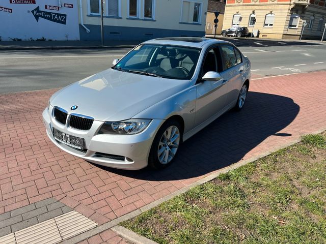 BMW 320i Lim. *NEUWERTIG*FAST VOLLAUSSTATTUG*TOP