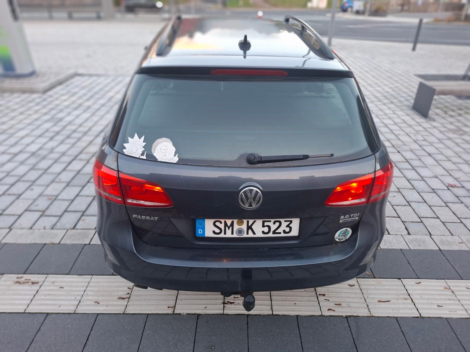 Volkswagen Passat 2011 — photo 12
