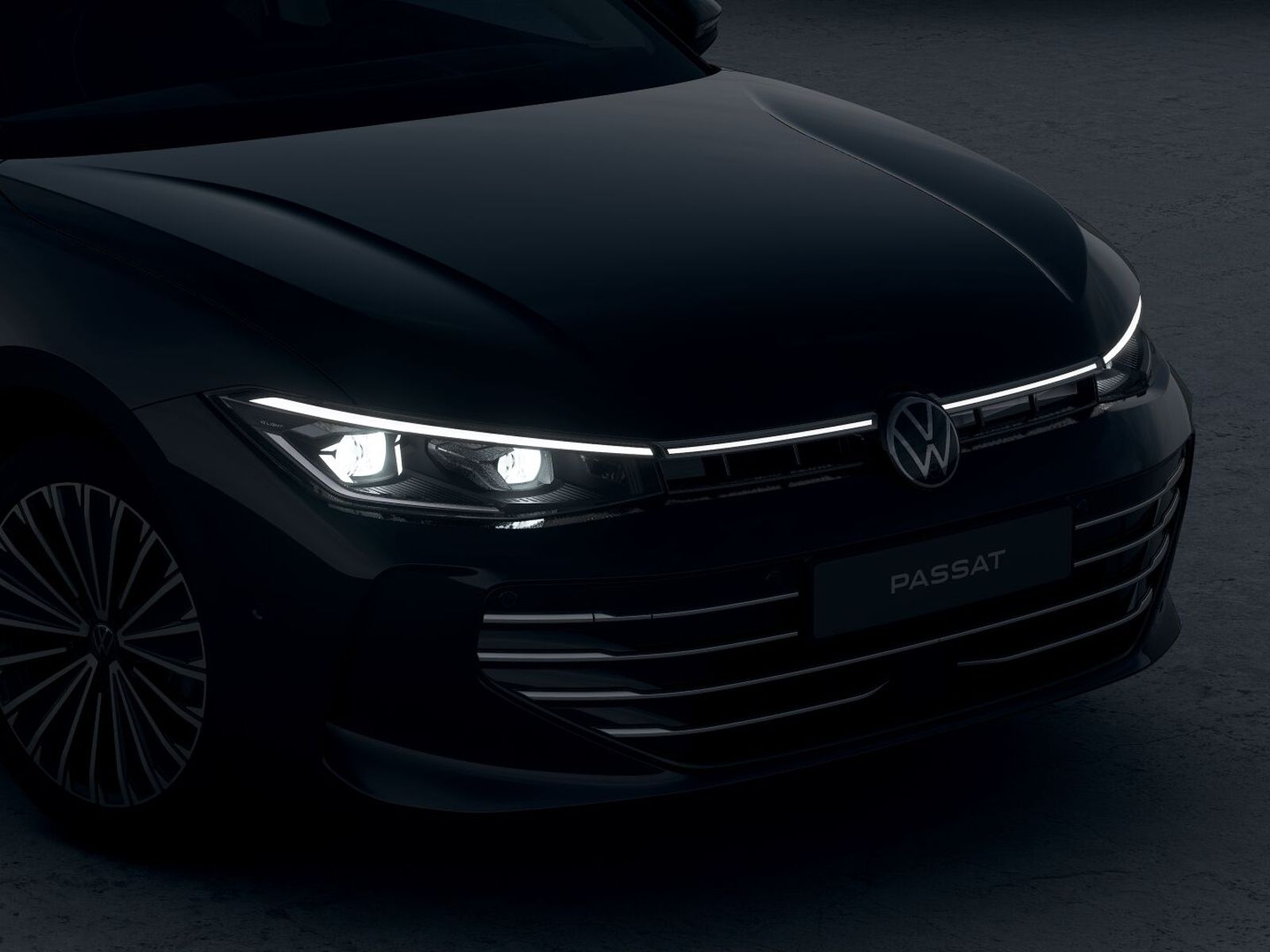 Fahrzeugabbildung Volkswagen Passat  Elegance 2.0 TDI DSG *Winterräder, AHK,