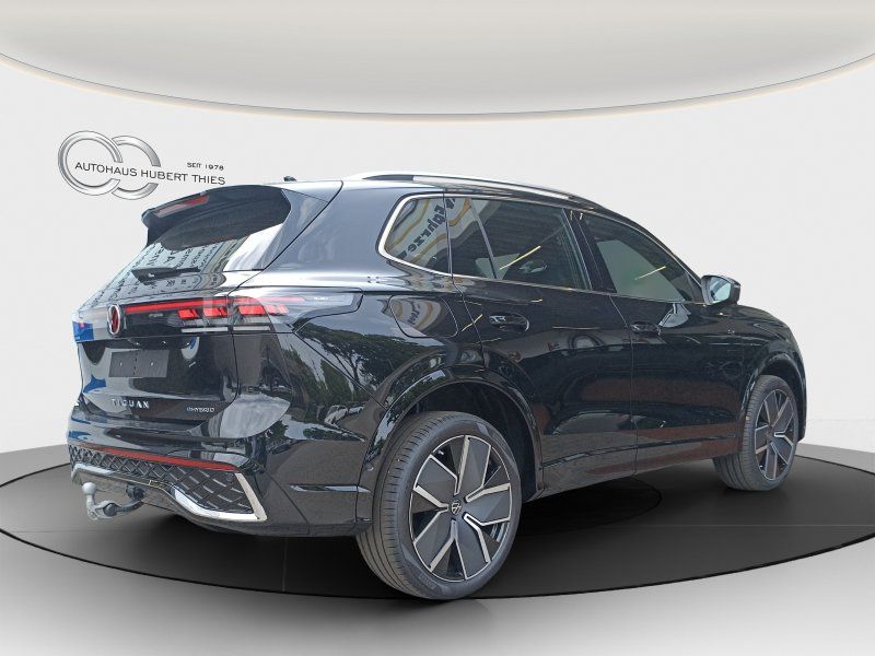 Fahrzeugabbildung Volkswagen Tiguan 1.5 TSI eHybrid R-Line DSG+  AHK+NAVI+MAT