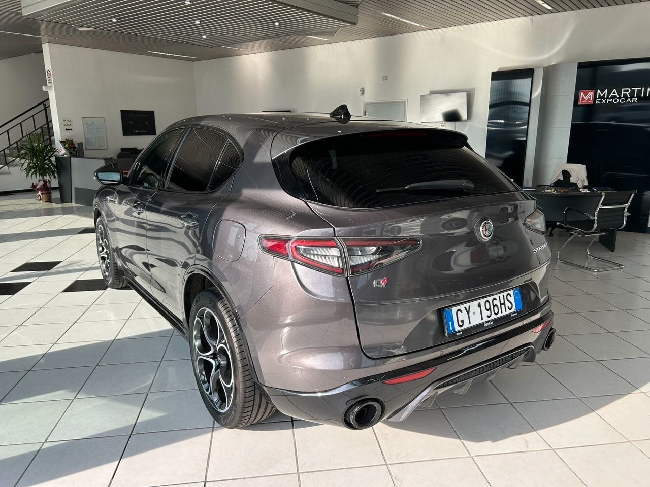 Alfa Romeo Stelvio 2.0 Turbo 280 CV AT8 Q4 Veloc imagem 3
