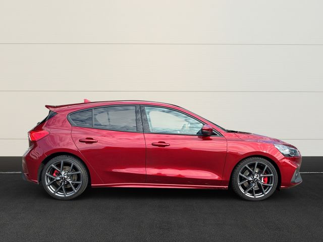 Ford Focus ST ACC+HUD+AHK+Sp.Fahrwerk+Performance-P.+