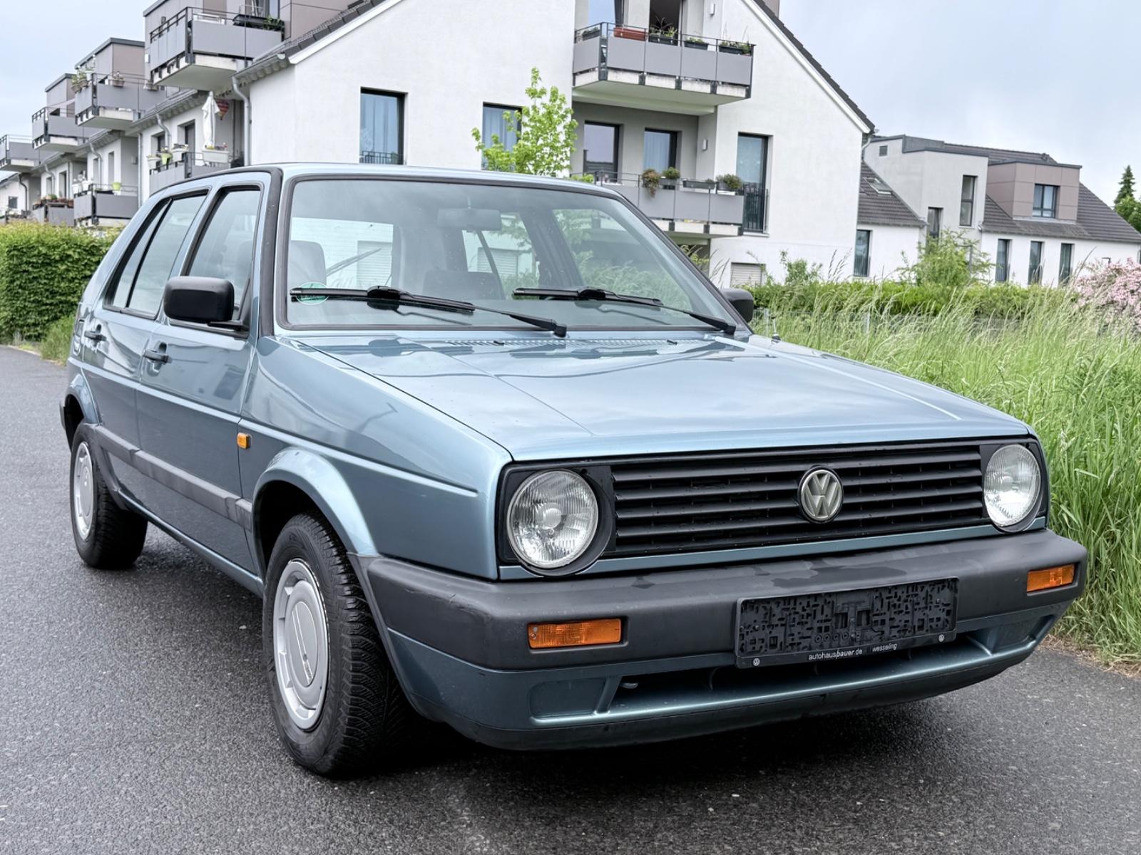 Volkswagen Golf Automatik H Kenzeichen. Top Zustand TÜV