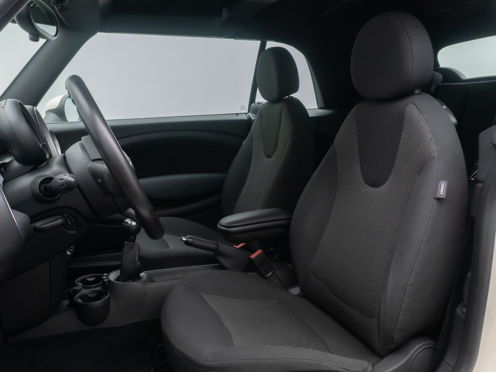 Fahrzeugabbildung MINI Cooper Cabrio PDC Lederlenkrad Sitzhzng MP3 LM