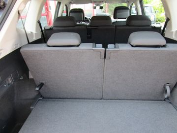 Volkswagen Tiguan Allspace - 8