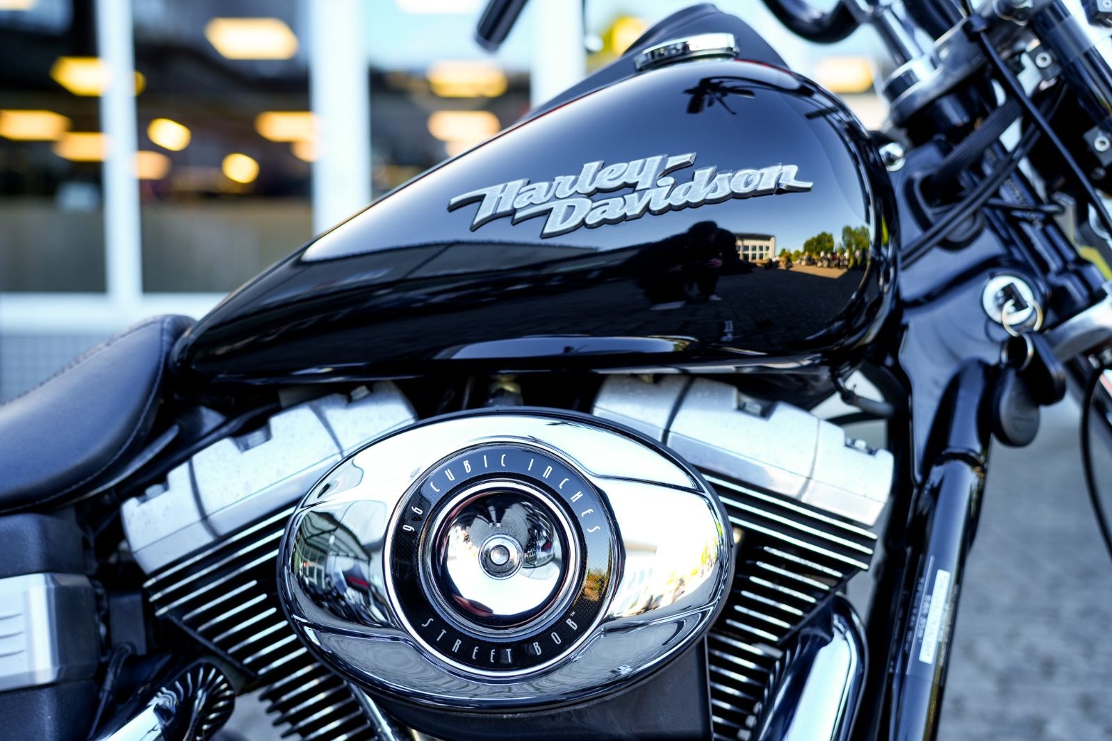 Fahrzeugabbildung Harley-Davidson FXDB Dyna Street Bob Twin Cam 96 - APE LENKER