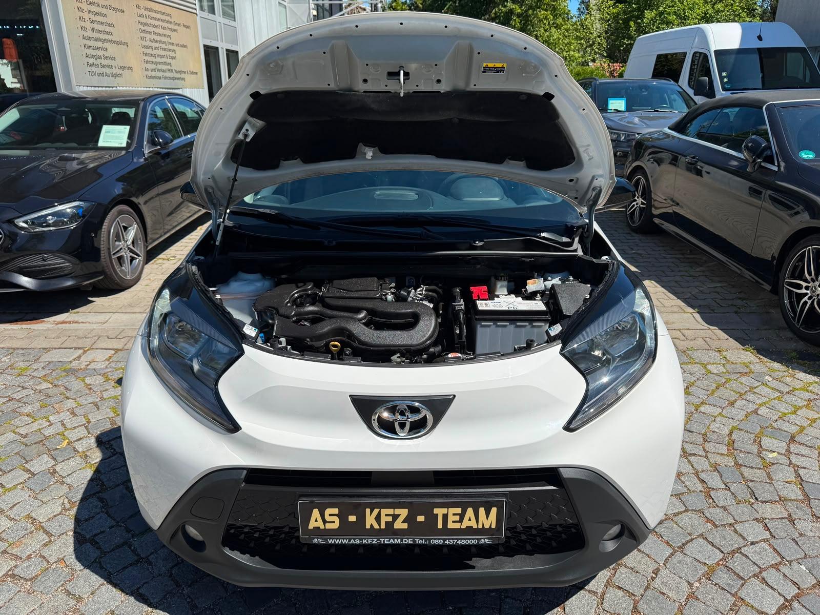 Toyota Aygo X Play Klima Kamera Multi Allwetterreifen