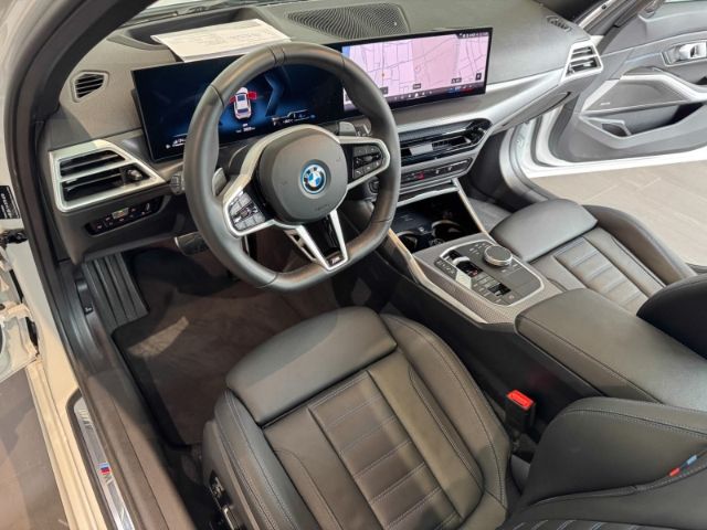BMW 330 - Bild 9