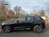 Volvo XC 60 Core Recharge Plug-In Hybrid AWD//Pano/Led - Volvo XC60: Recharge Core