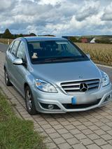 Mercedes-Benz Mercedes Benz B160 - Mercedes-Benz B 160 aus 2011