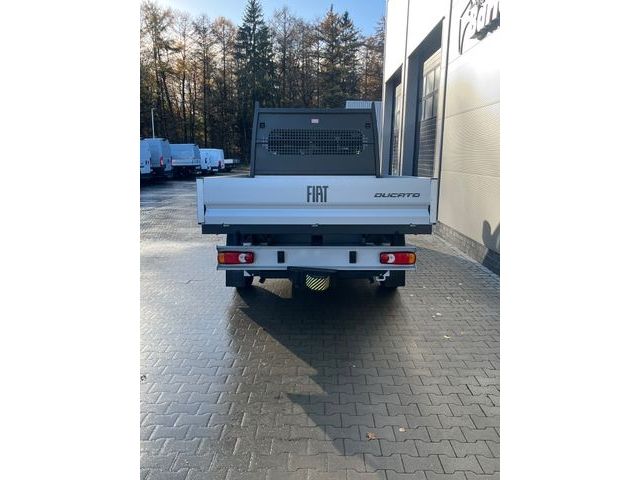 Fahrzeugabbildung Fiat Ducato Pritschenwagen Maxi Doka. 35 L4 140 Multi