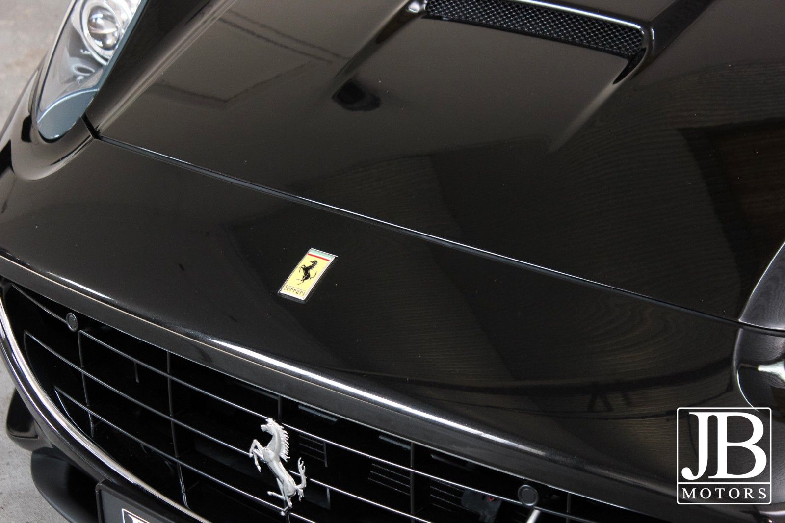 Fahrzeugabbildung Ferrari California 4.3 V8 Edition 30 Deutsches Fahrzeug