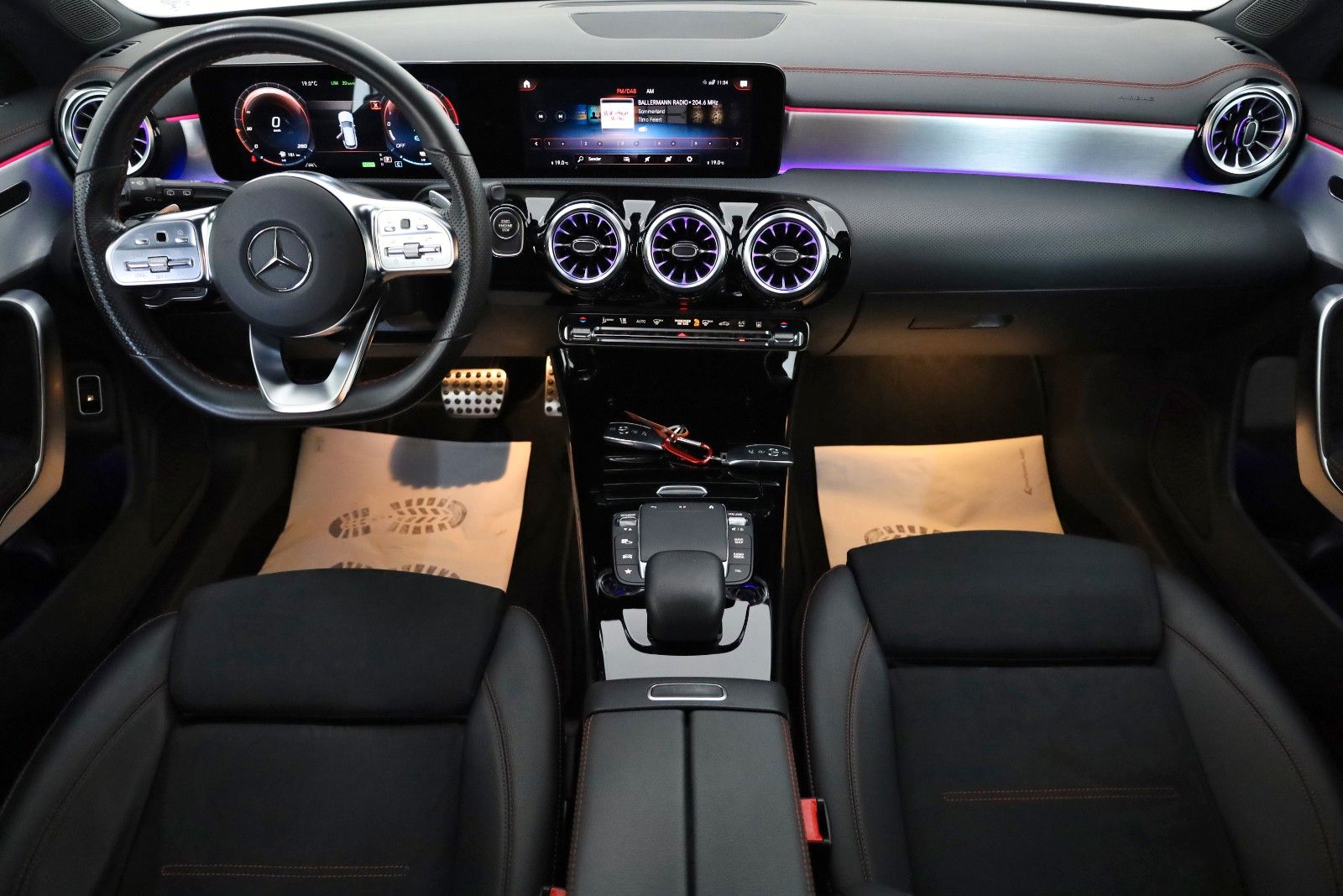 Fahrzeugabbildung Mercedes-Benz CLA 250 e SB,AMG-line,T.Leder,Navi,LED,SH,Kamera