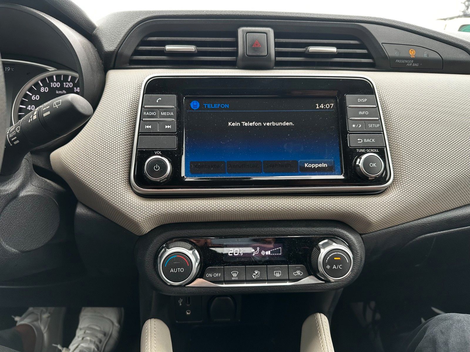 Fahrzeugabbildung Nissan Micra Top Zst.  Navi, Alufelgen, Klimaaut.