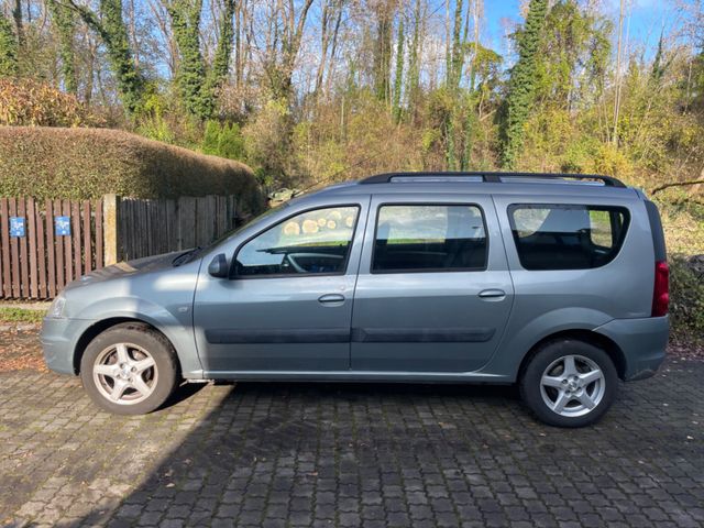 Dacia Logan MCV 1.6 MPI Lauréate mit neuem TÜV