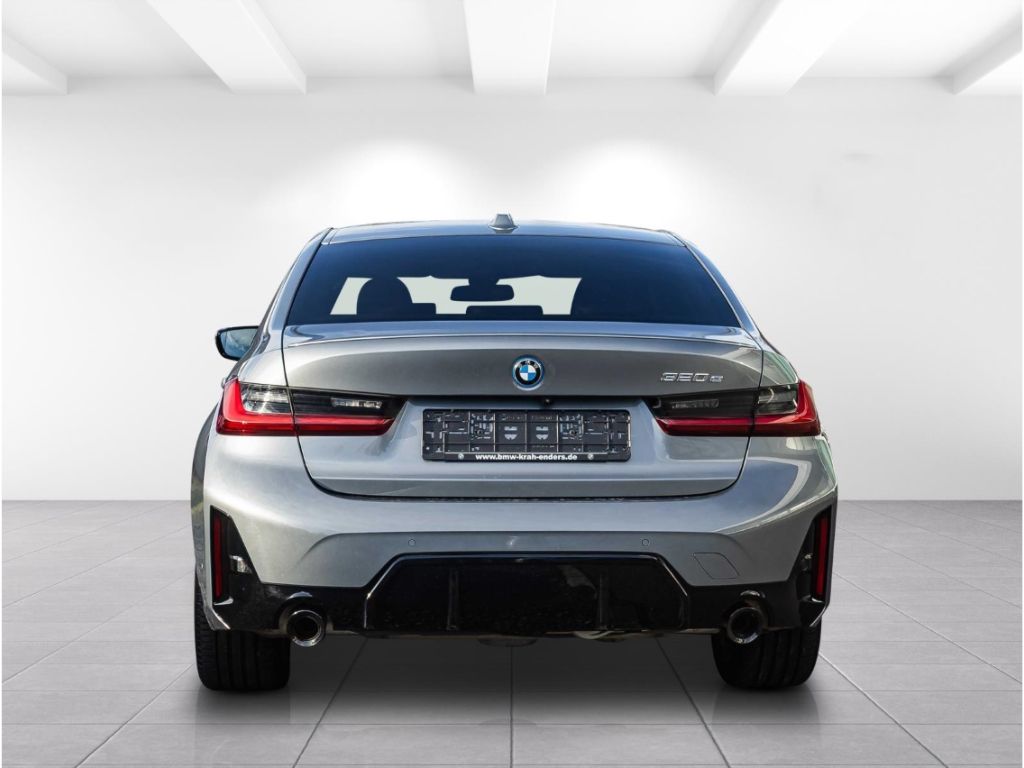 BMW 320 - Bild 4