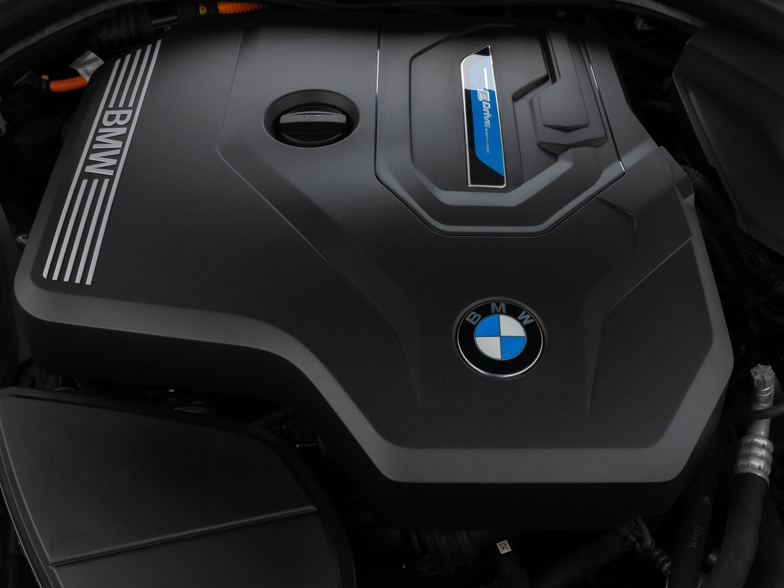 Fahrzeugabbildung BMW 530e Panorama Kamera DAB HiFi 4xKlima Leder 18Zl