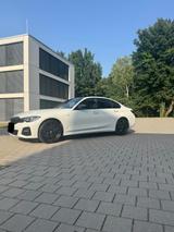 BMW 330e M Sport Automatik M Sport - BMW 330 in Karlsruhe