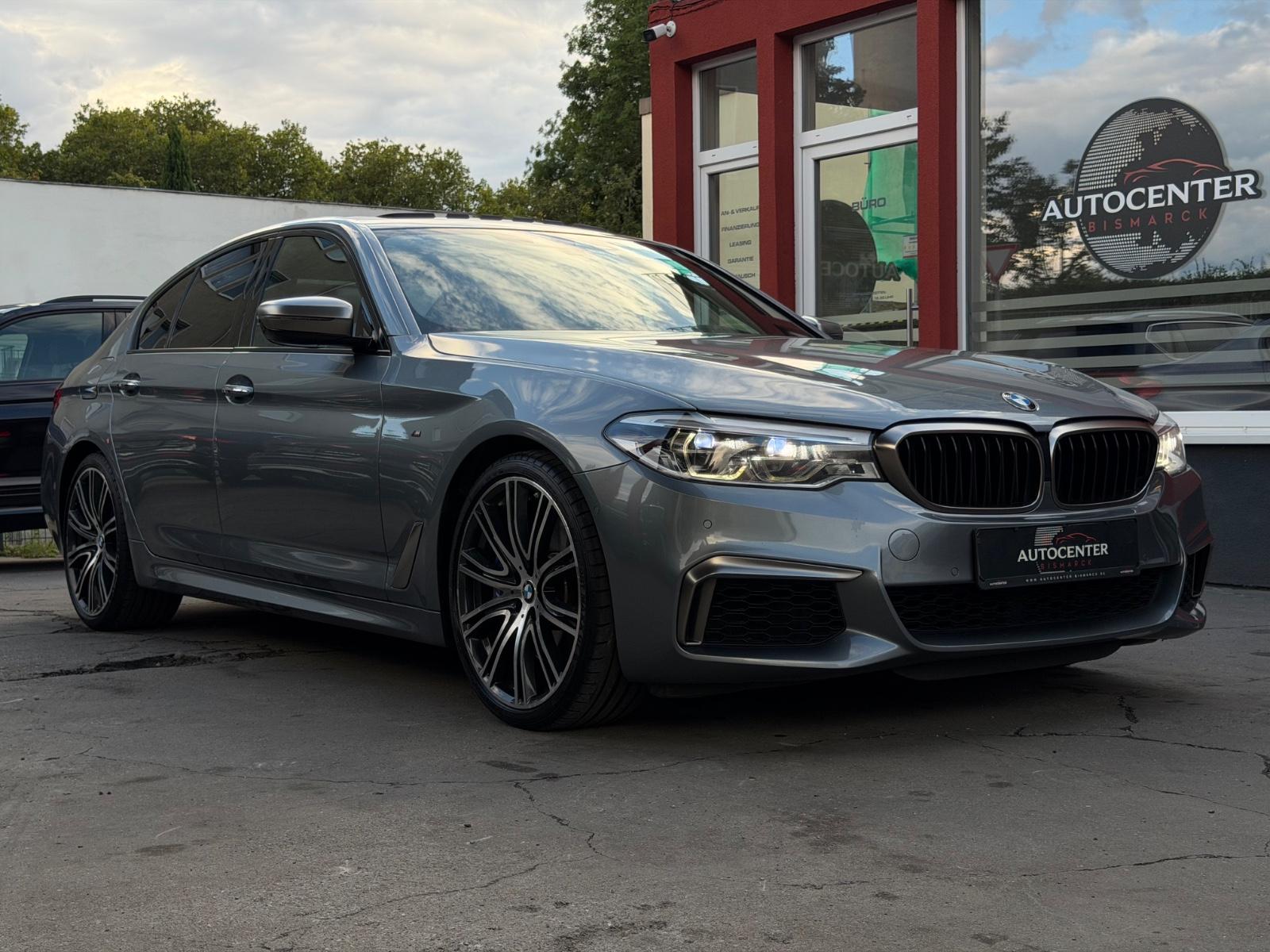 BMW M550i xDri NAVI/LEDER/GLASDACH/20ZOLL/HUD/HARMAN