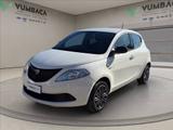 Lancia LANCIA Ypsilon 1.0 firefly hybrid Oro s&s 70cv d - Lancia Ypsilon Oro mit Hybrid-Antrieb (Benzin/Elektro)