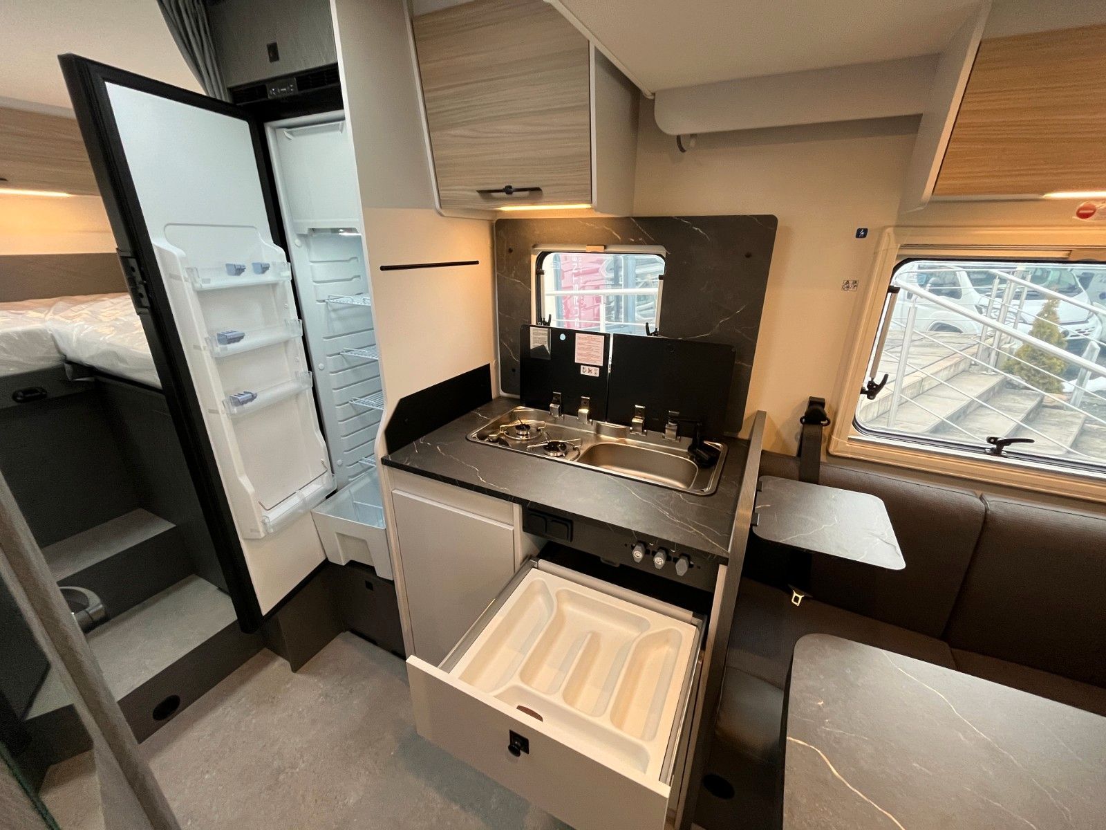 Fahrzeugabbildung Etrusco T 6.9 SBC *Automatik*Hubbett*Markise*Komfort Plu