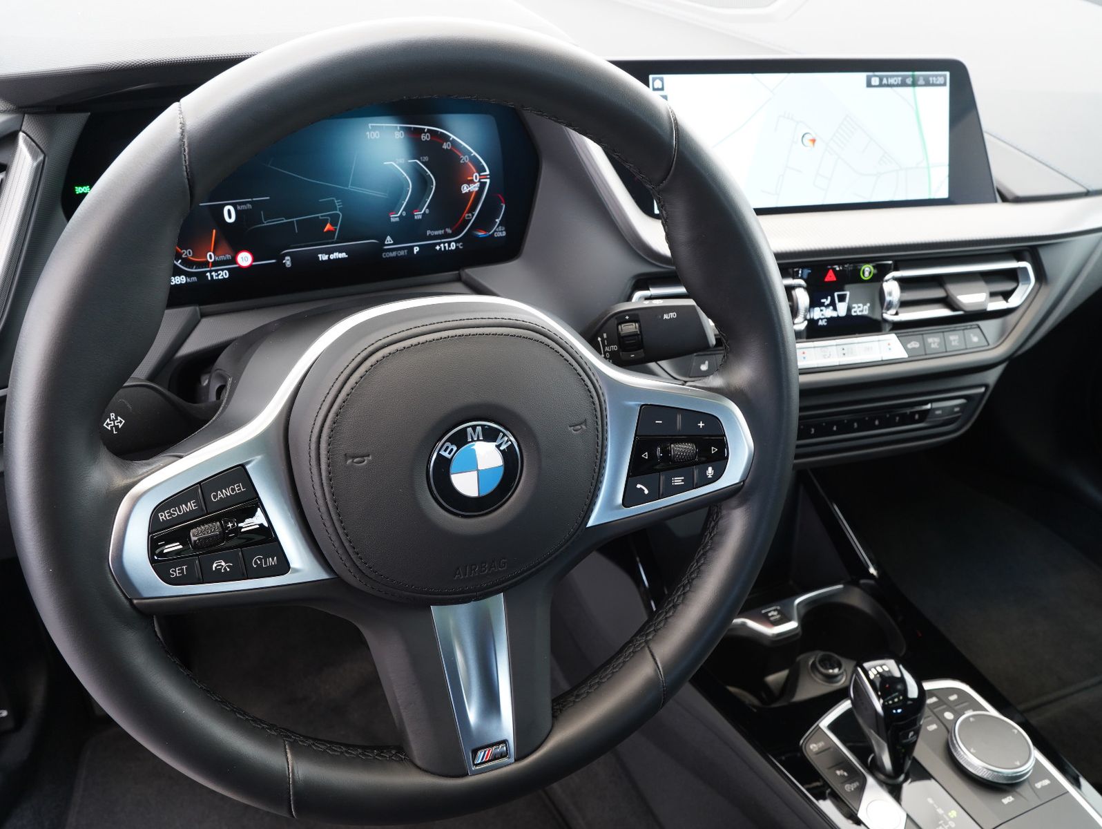 Fahrzeugabbildung BMW 218 i Gran Coupé M Sport PANORAMA