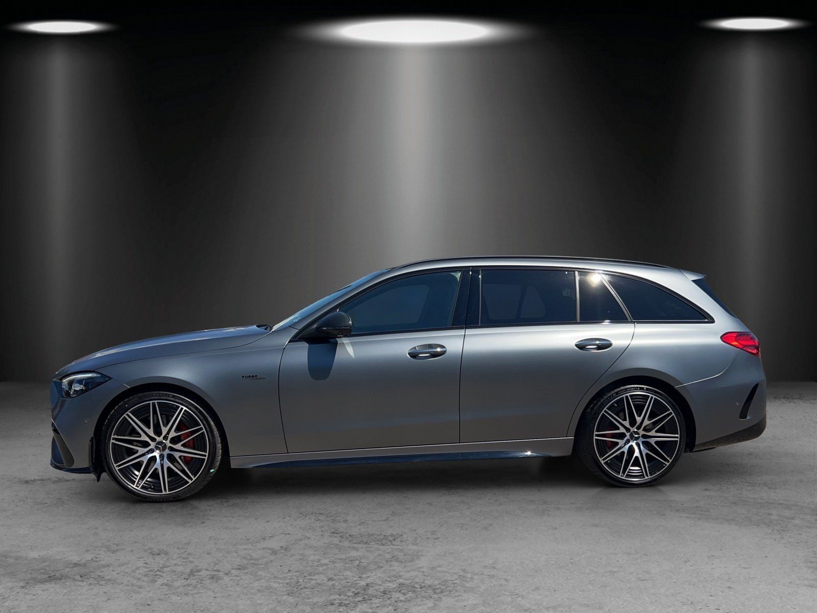 Fahrzeugabbildung Mercedes-Benz Mercedes-AMG C 43 4M T Pano DISTRO Burme Drivers