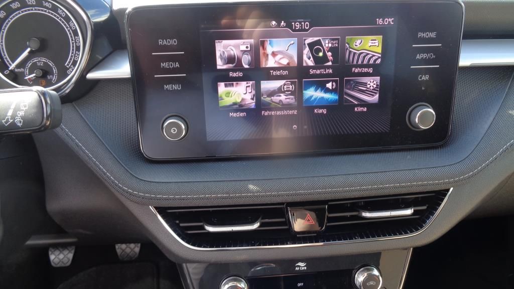 Autohaus Zimpel - Skoda Fabia 1.0 TSI Style LED+DAB+Climatronic+Sitzheiz - Bild 12 Autohaus Zimpel - Skoda Fabia 1.0 TSI Style LED+DAB+Climatronic+Sitzheiz - Bild 12