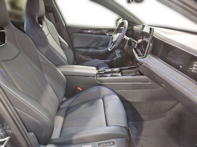 Passat R-Line 2.0 TDI 4M DSG PANO+AHK+STANDH+HAR