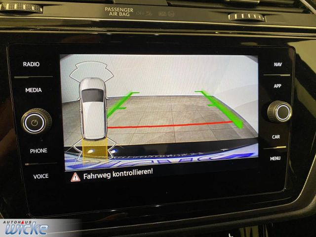 Touran 2.0 TDI DSG Highline NAVI KLIMA AHK LED