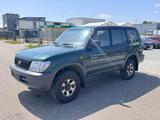 Toyota Land Cruiser 3.0 D-4D/5.Sitzer/AHK/1.Hand - gebrauchte Toyota Land Cruiser aus dem Jahr 2001