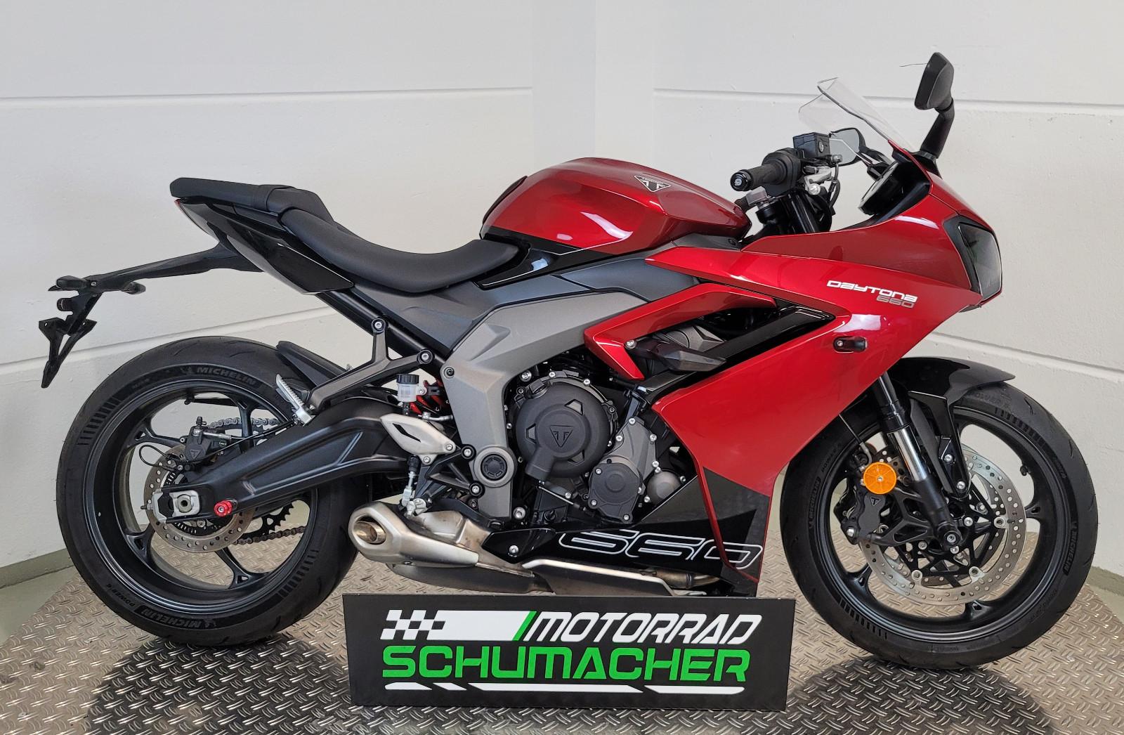 Triumph Daytona 660 **1.Hand*Tieferlegung*Quickshifter*
