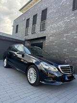 Mercedes-Benz Mercedes E 220 CDI T-Modell Elegance(Rentn... - Mercedes-Benz E 220: Cdi Elegance