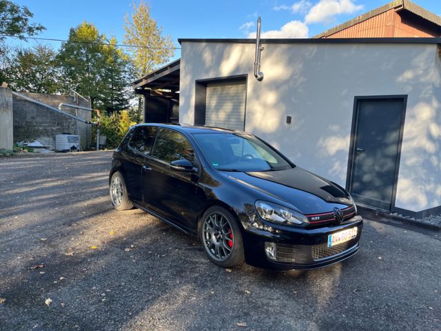 Volkswagen Golf 2.0 TSI GTI GTI