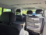 Volkswagen T5 Caravelle - 8-Sitzer Autos