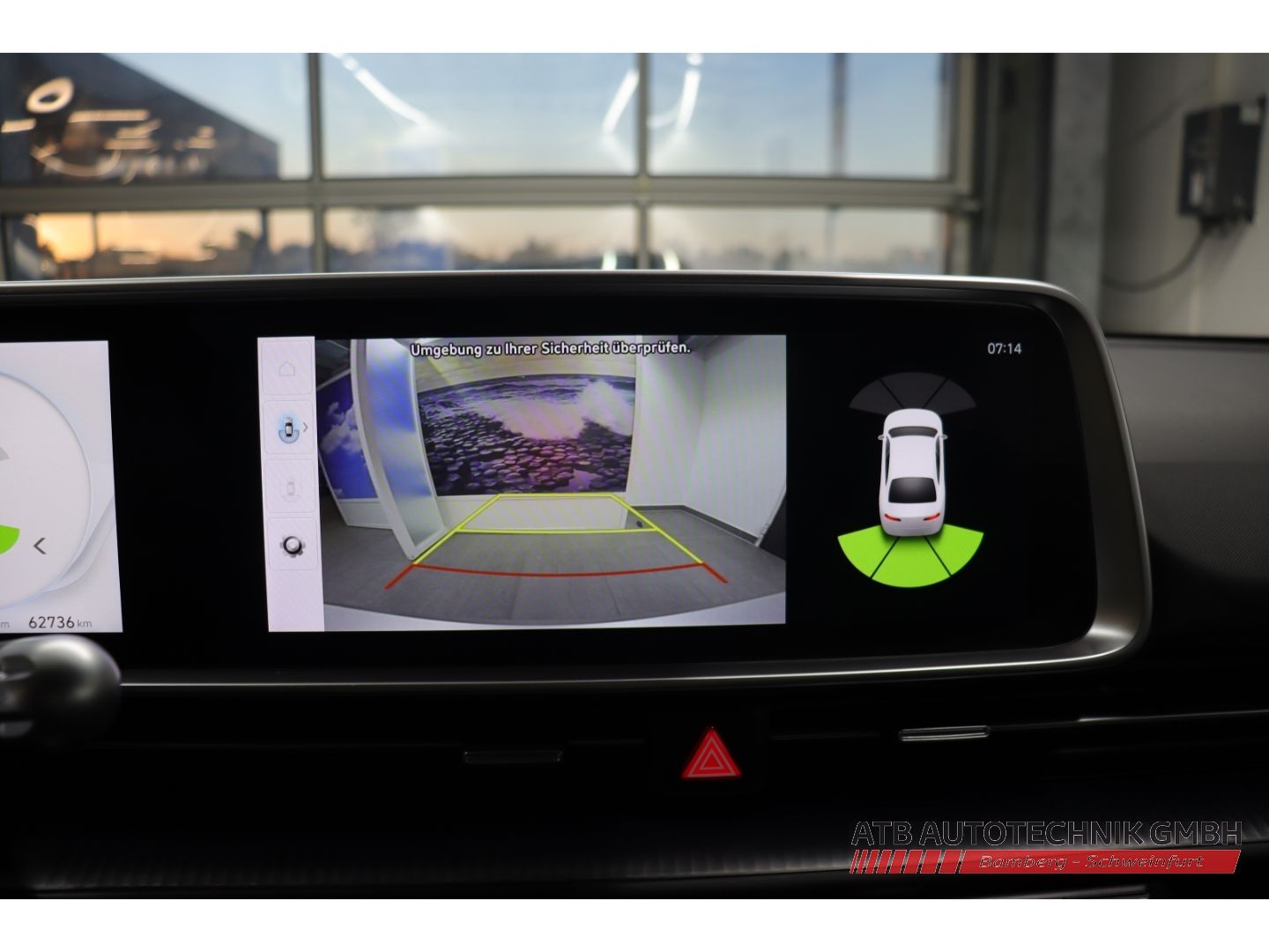Fahrzeugabbildung Hyundai IONIQ 6 77,4 kWh DYNAMIQ 97,1% SOH Navi LED ACC