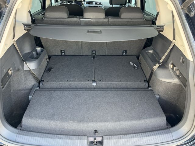Tiguan Allspace R-Line 1.5 TSI 7-Sitzer/ACC/Navi