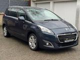 Peugeot 5008 Allure * 7 SITZE+AHK+PANO+PARK+SHZ+NAVI* - gebrauchte Peugeot 5008 aus dem Jahr 2016
